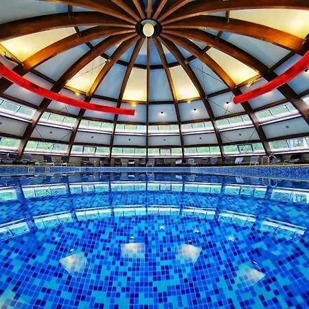 Hotell Perla 4*