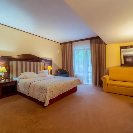 Perla 4* Slănic-Moldova