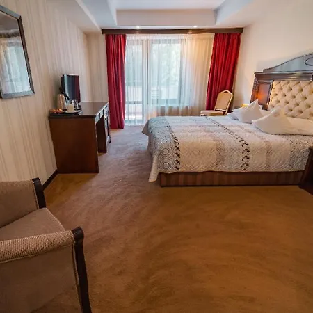 Hotell Perla 4*