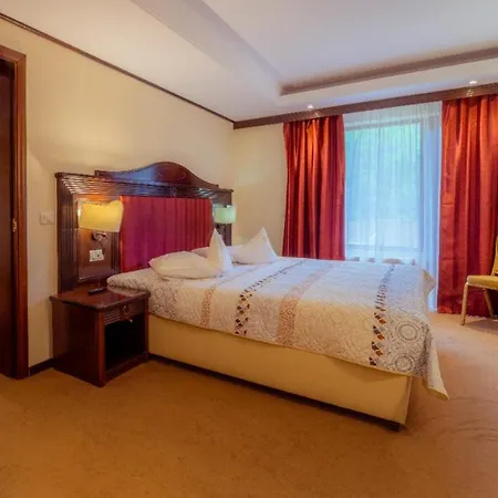 Perla Hotell 4*